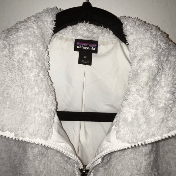 Patagonia Women’s Fleece Vest. Size M - Picture 3 of 4